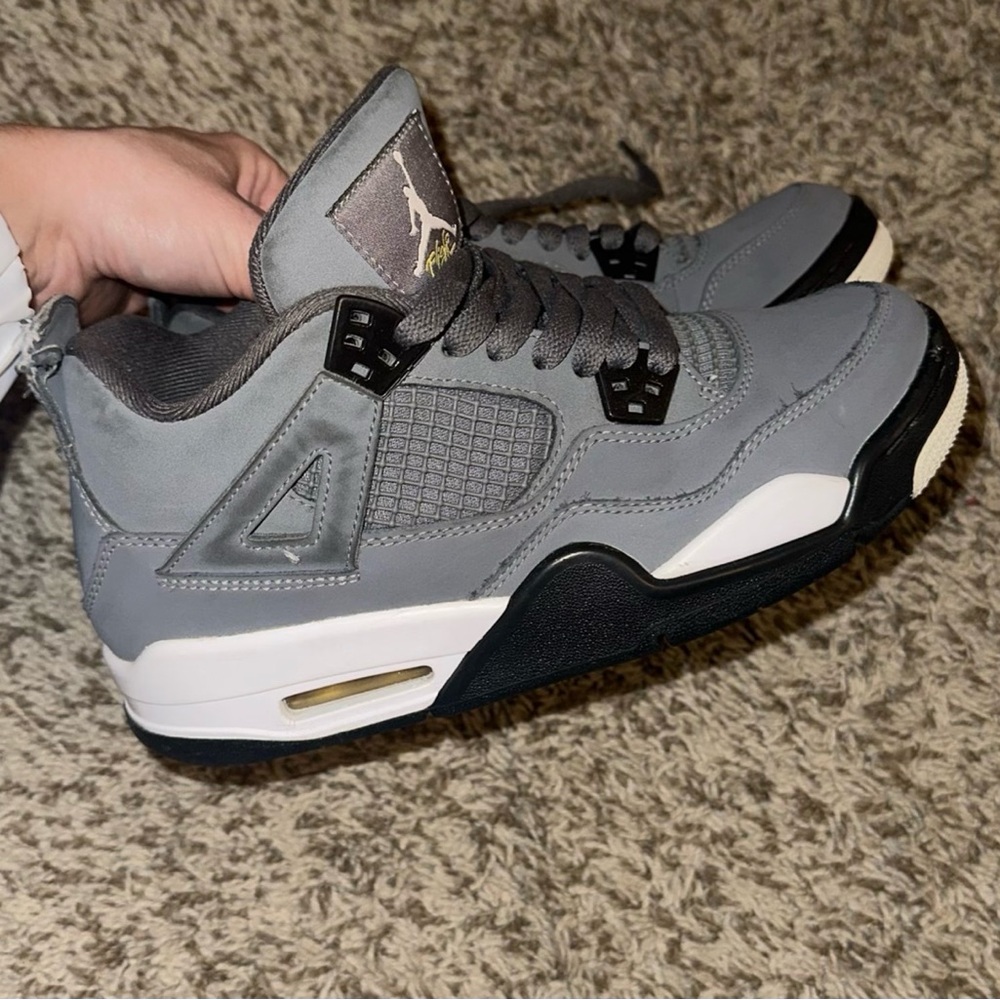 Cool grey Jordan's youth 6.5